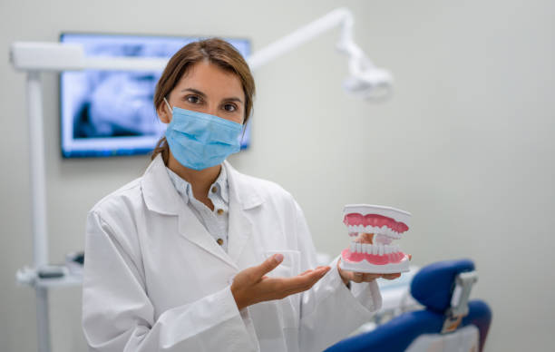 Best Emergency Cosmetic Dentistry (e.g., broken veneers) in Woodbury Center, CT